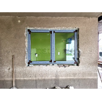 Montáž okien a dverí na autobusovej zastávke Dolné Saliby